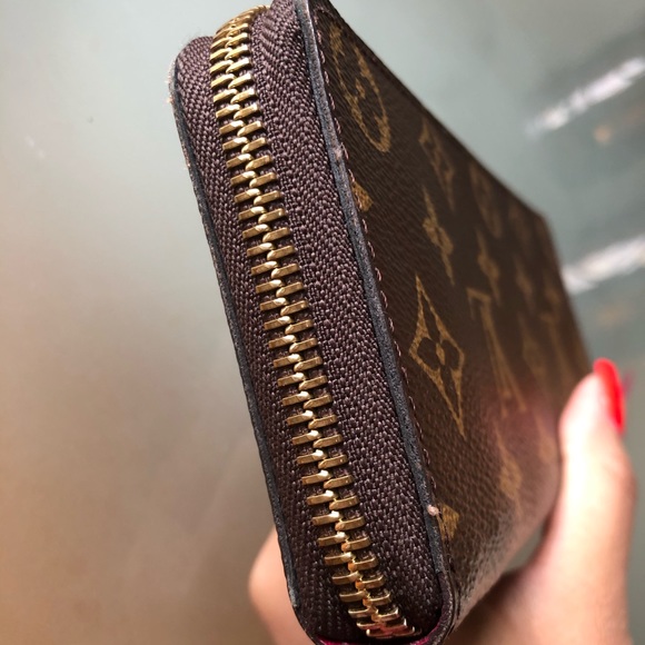Louis Vuitton Clémence Wallet - Picture 4 of 8